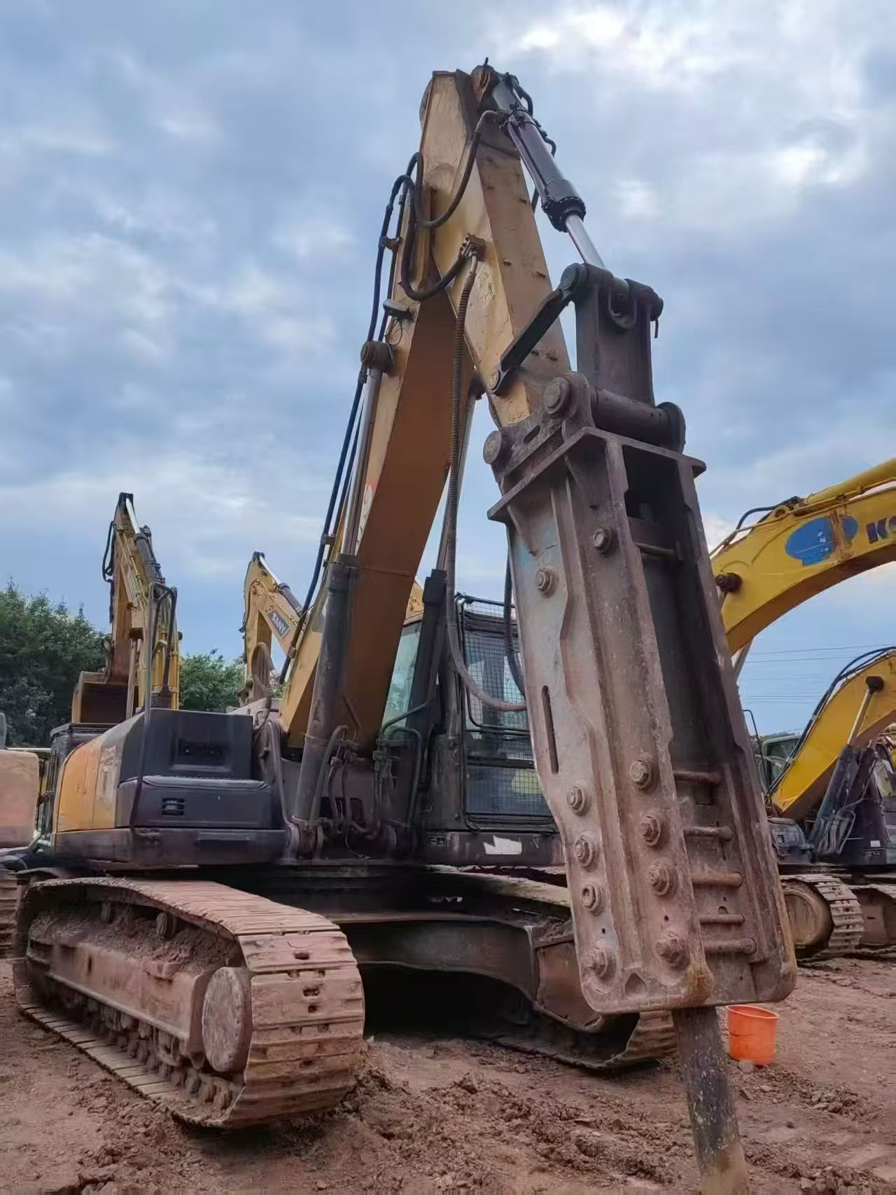 131975f1-7b76-4c3e-be4f-6ed26d3a8a44